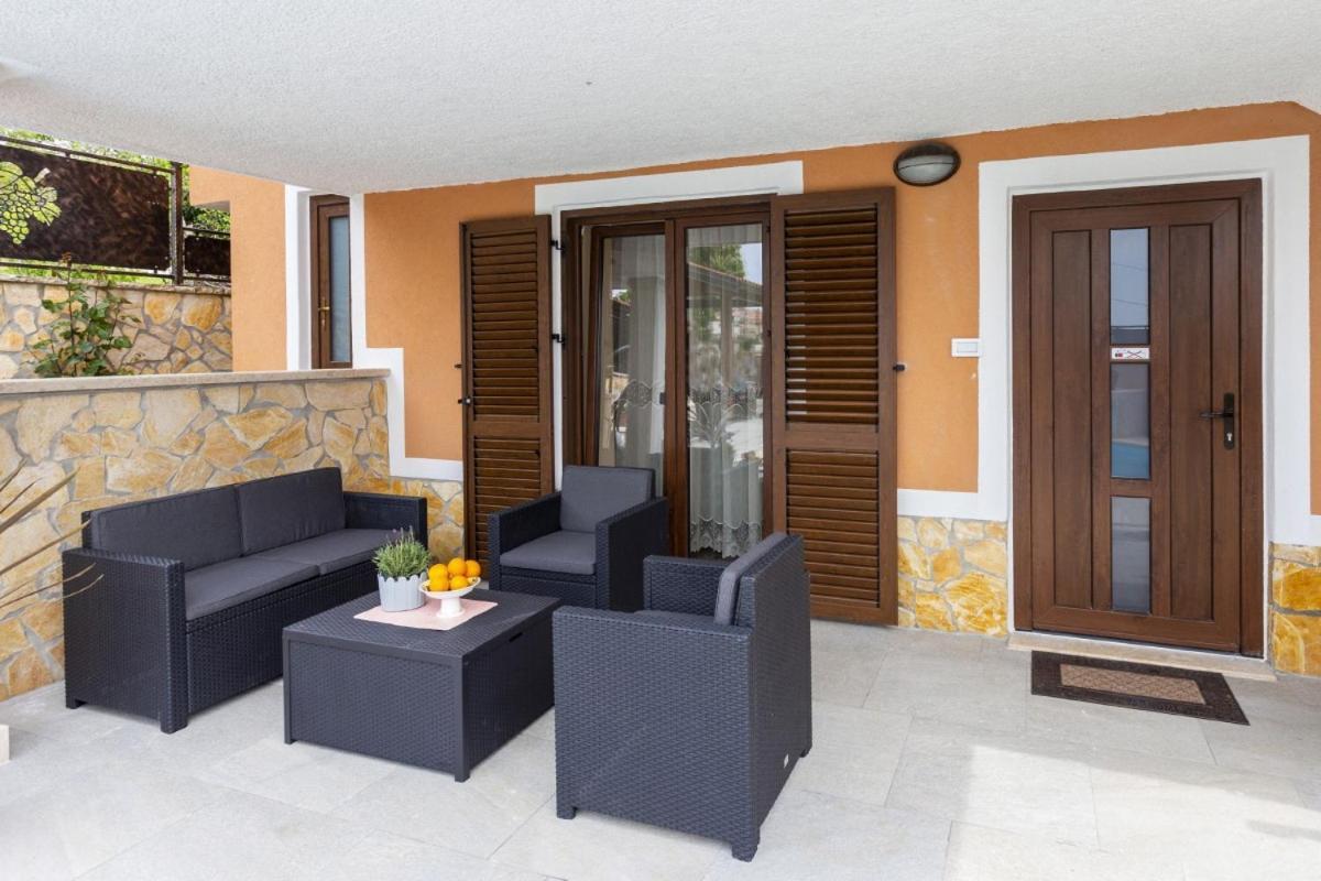 Villa Vita In Porec - Haus Fuer 6-8 Personen Kaštelir Eksteriør billede